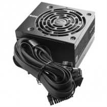 Fuente de Poder EVGA W1 500W 80 Plus White ATX 12V 24 pin Fan 120mm Negro [ 100-W1-0500-KR ]